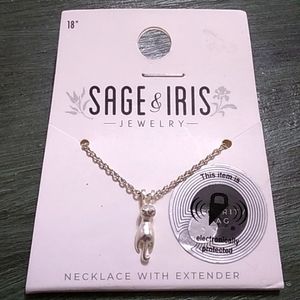 NWT Silver tone 18" cat charm necklace